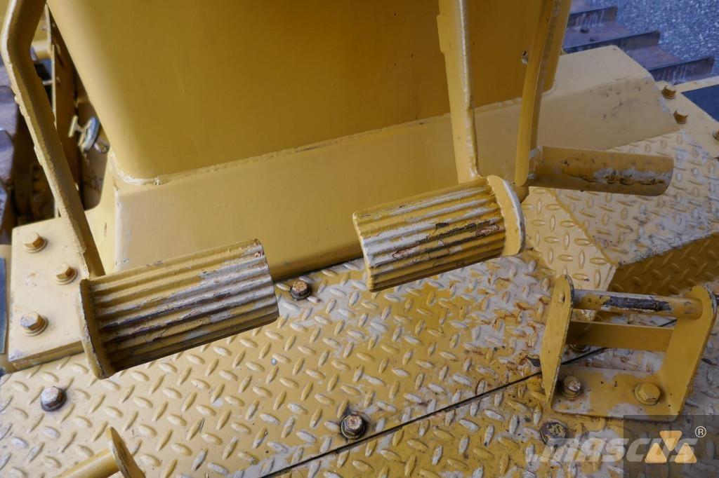 CAT D7G Ex-army Bandschaktare