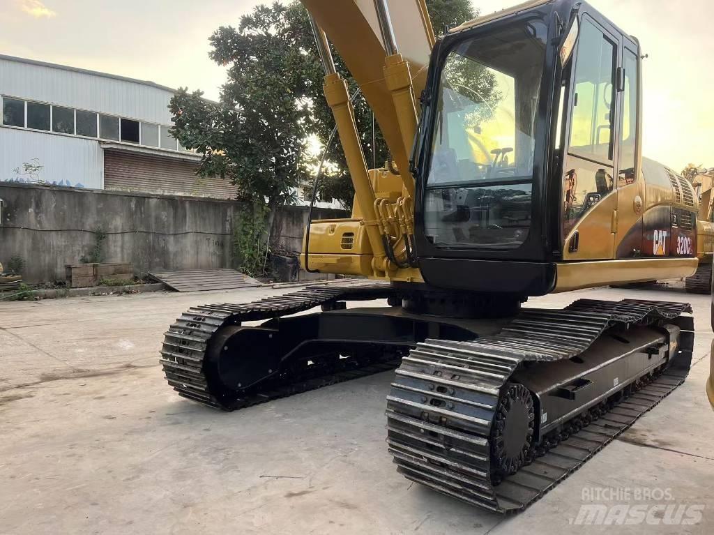 CAT 320 C L Bandgrävare