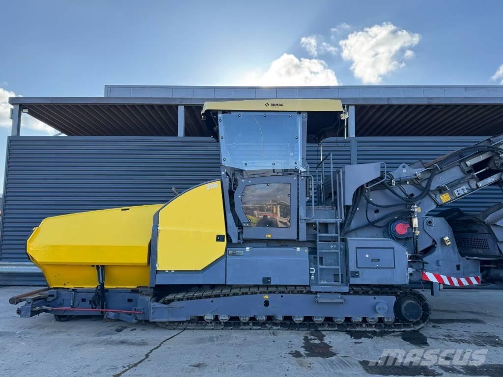 Bomag BMF 2500 S Asfaltsläggningsmaskiner