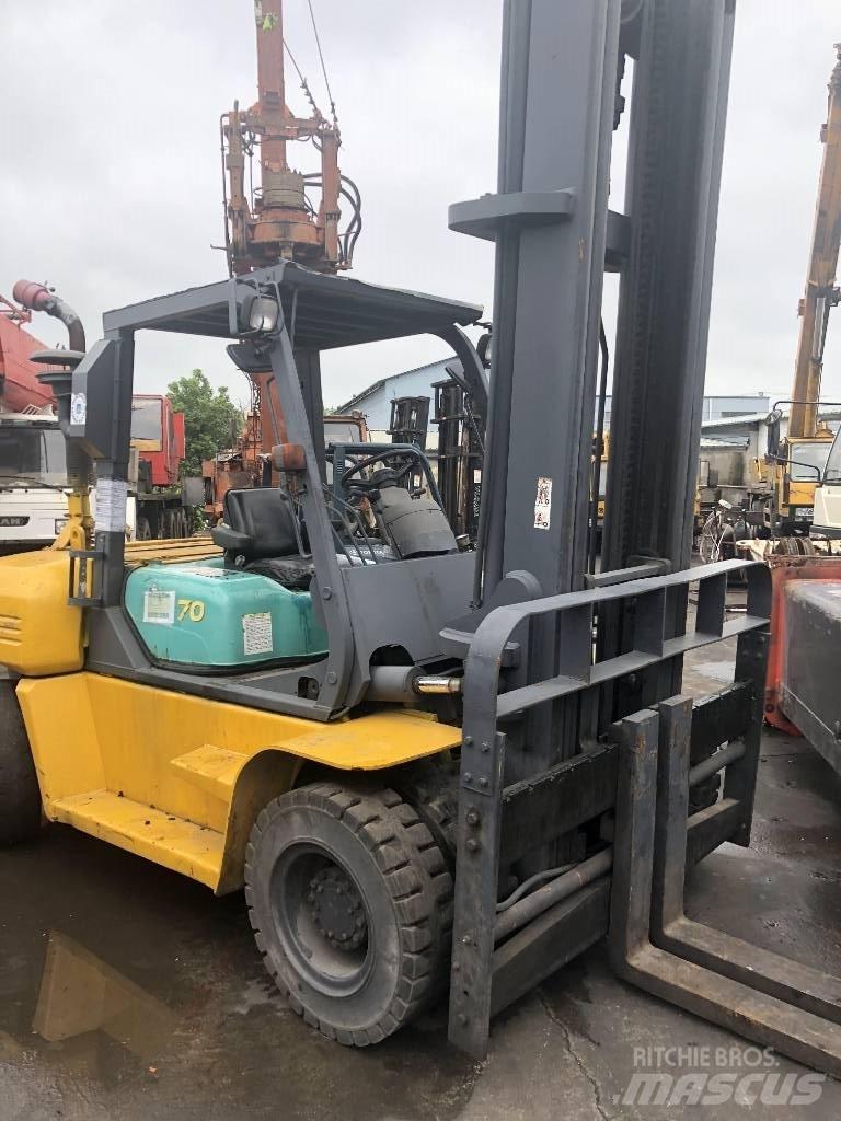 Komatsu 7 Ton Dieselmotviktstruckar