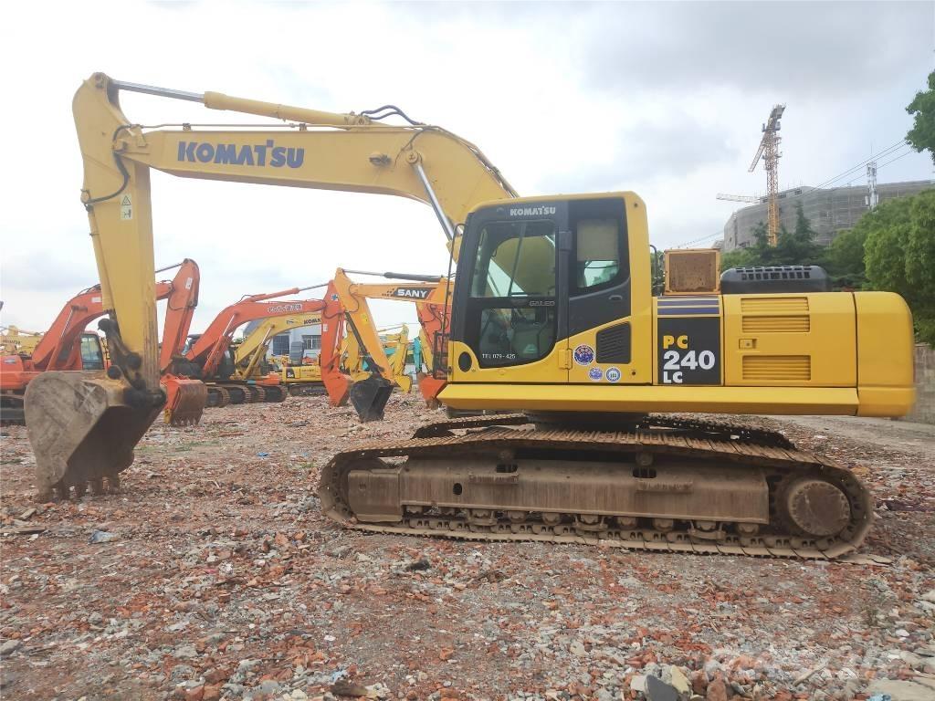 Komatsu PC 240 LC-8 Bandgrävare