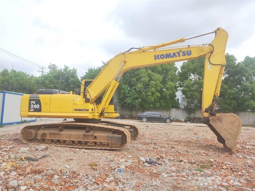 Komatsu PC 240 LC-8 Bandgrävare