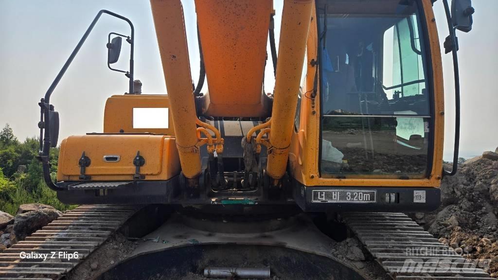 Hyundai Robex 300 LC Bandgrävare