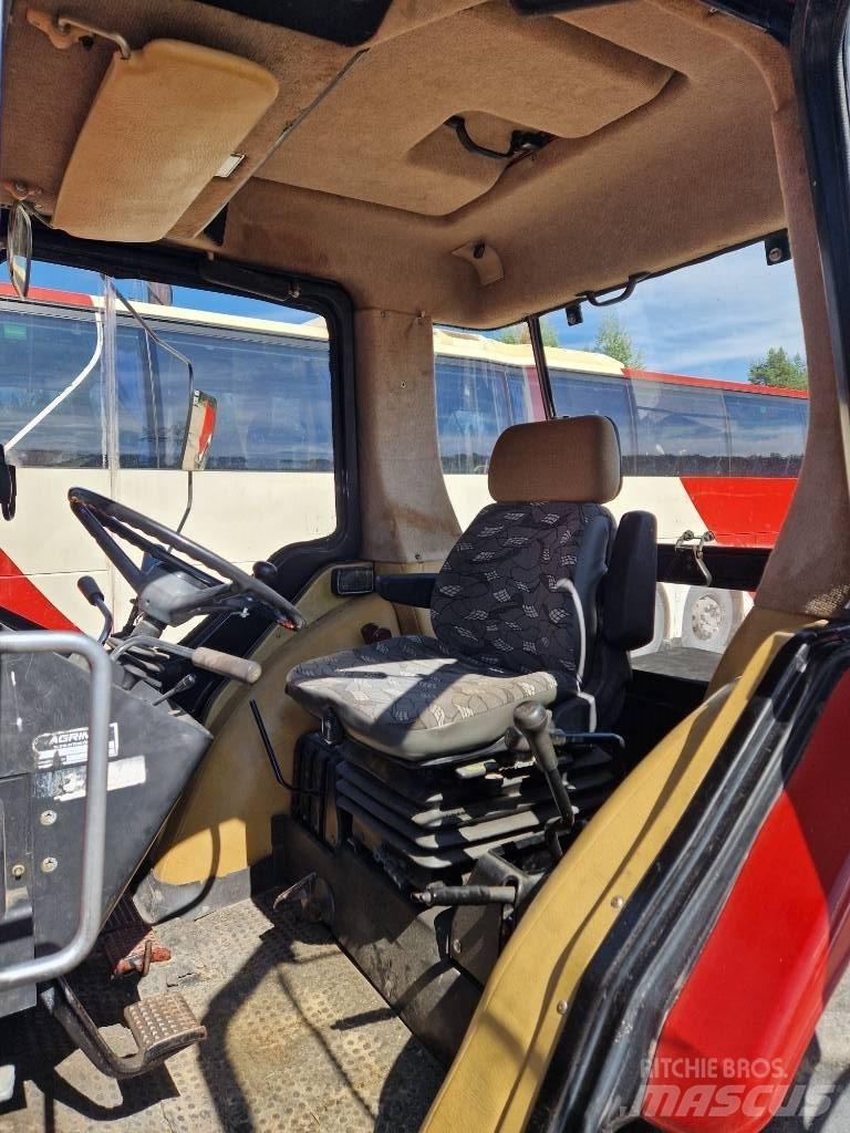 Case IH 685 XL Traktorer