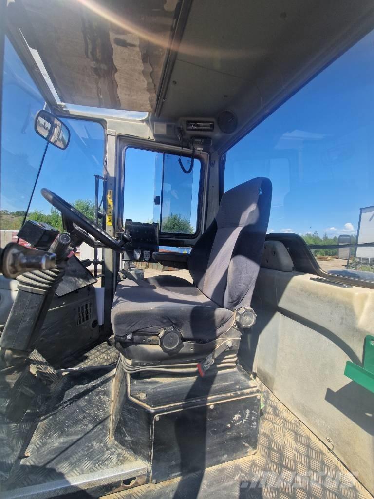 SMV 32-1200B Dieselmotviktstruckar