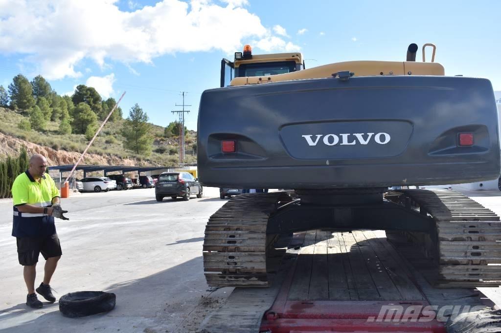 Volvo EC 240 C N L Bandgrävare