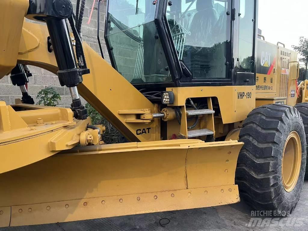 CAT 140 G Väghyvlar