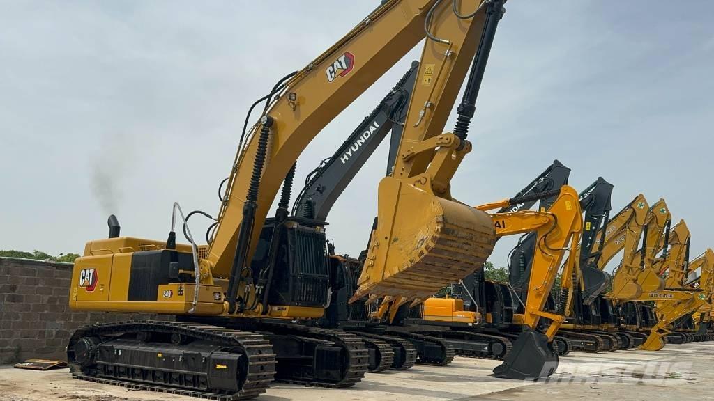 CAT 349 D L Bandgrävare