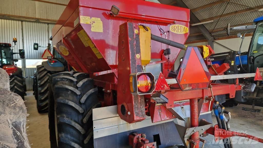 Bredal K 65 Mineralgödselspridare