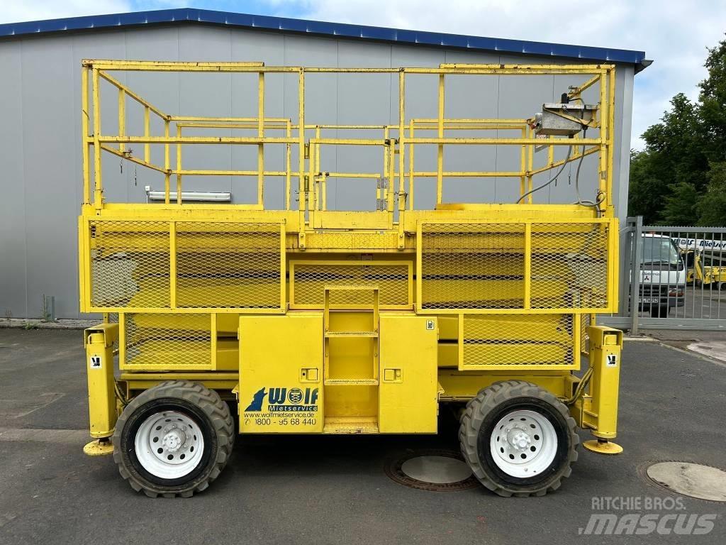 SkyJack SJ 8841 RT Saxliftar