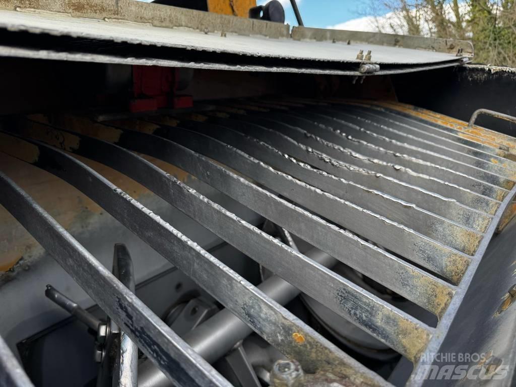 Iveco Trekker 450 Lastbilar med betongpump