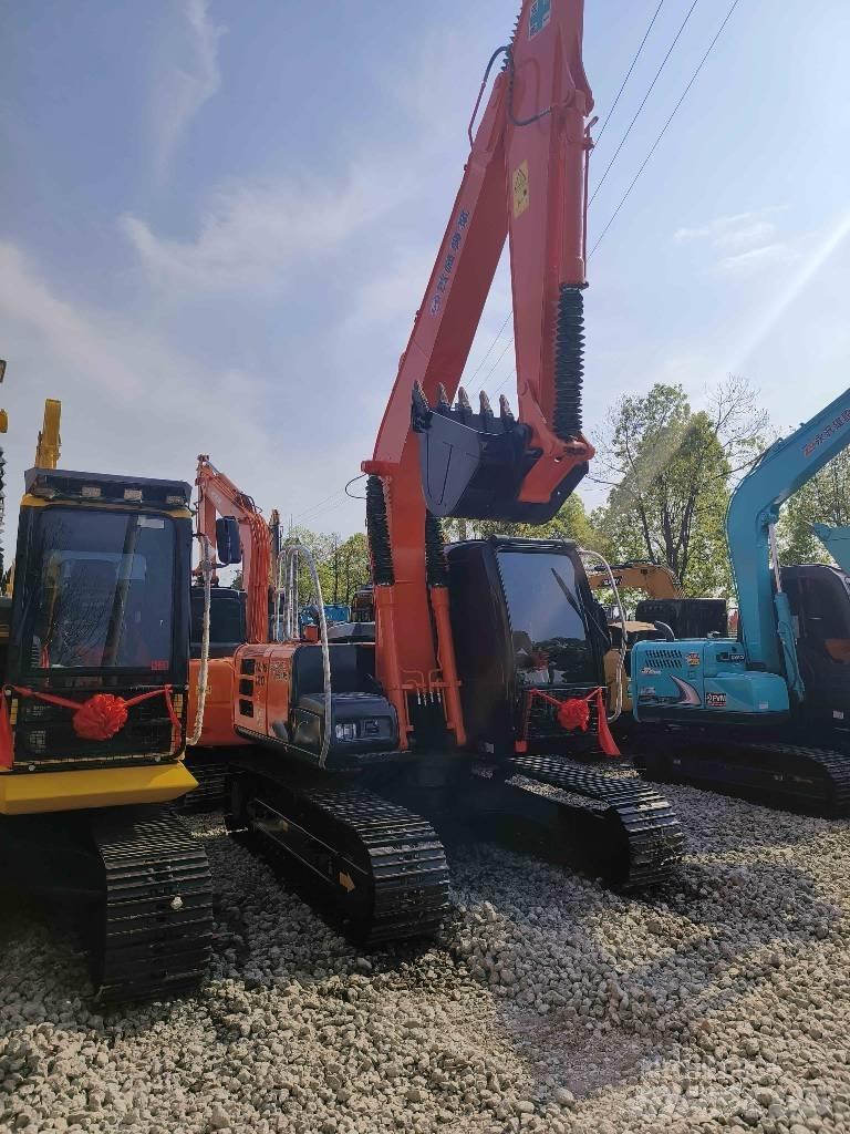 Hitachi ZX 120 Bandgrävare