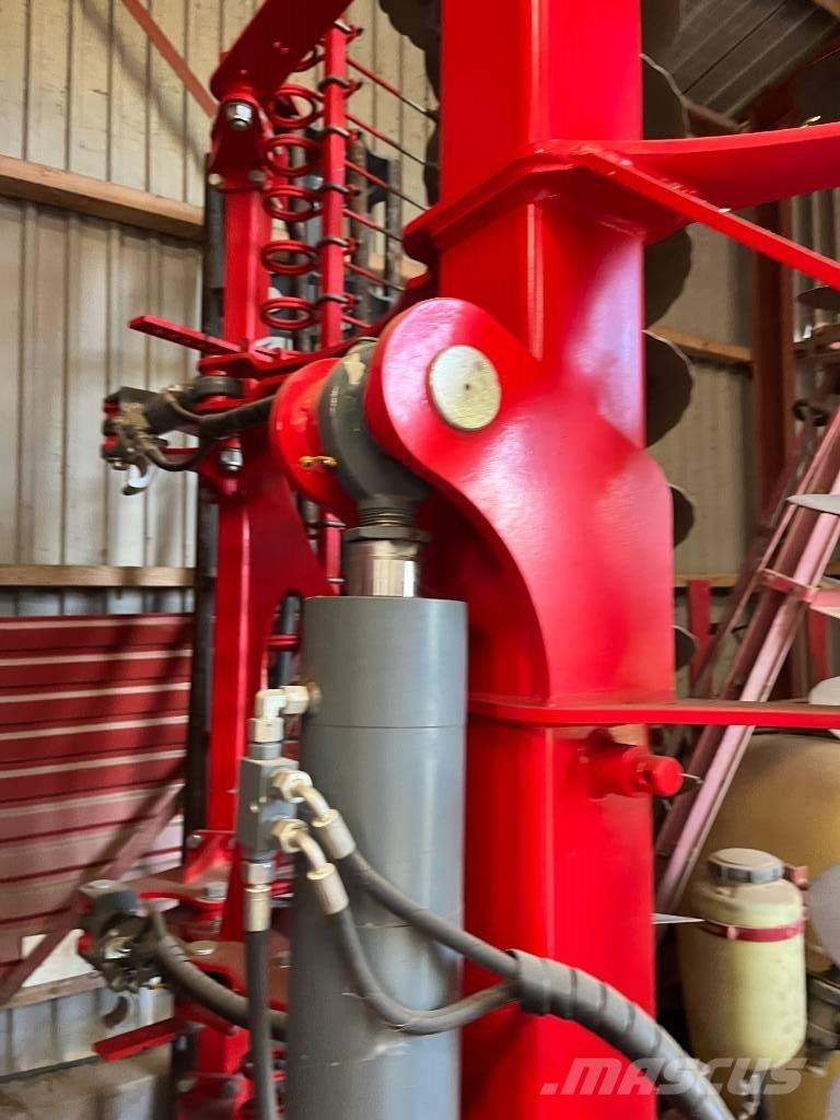 Unia Ares 600 Tallriksredskap