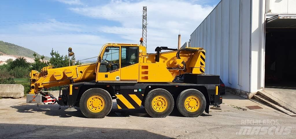 Demag AC 40-1 City Allterrängkranar