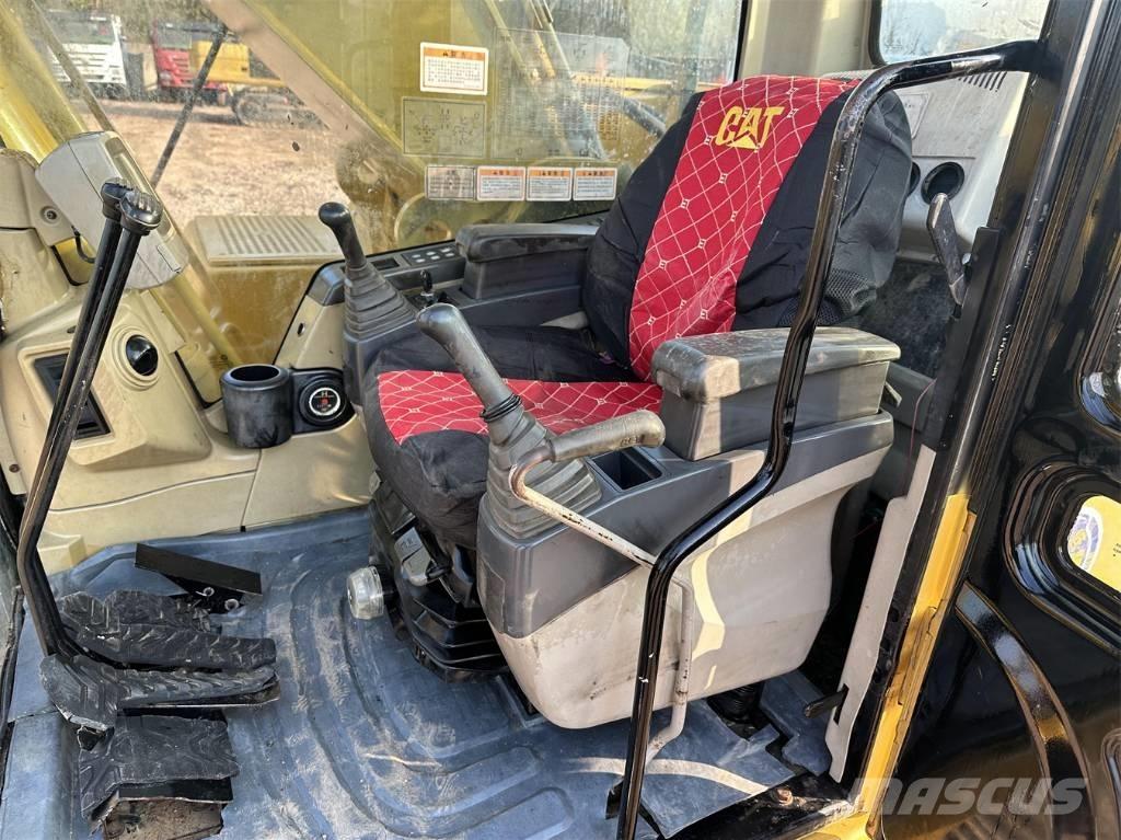 CAT 325C Bandgrävare