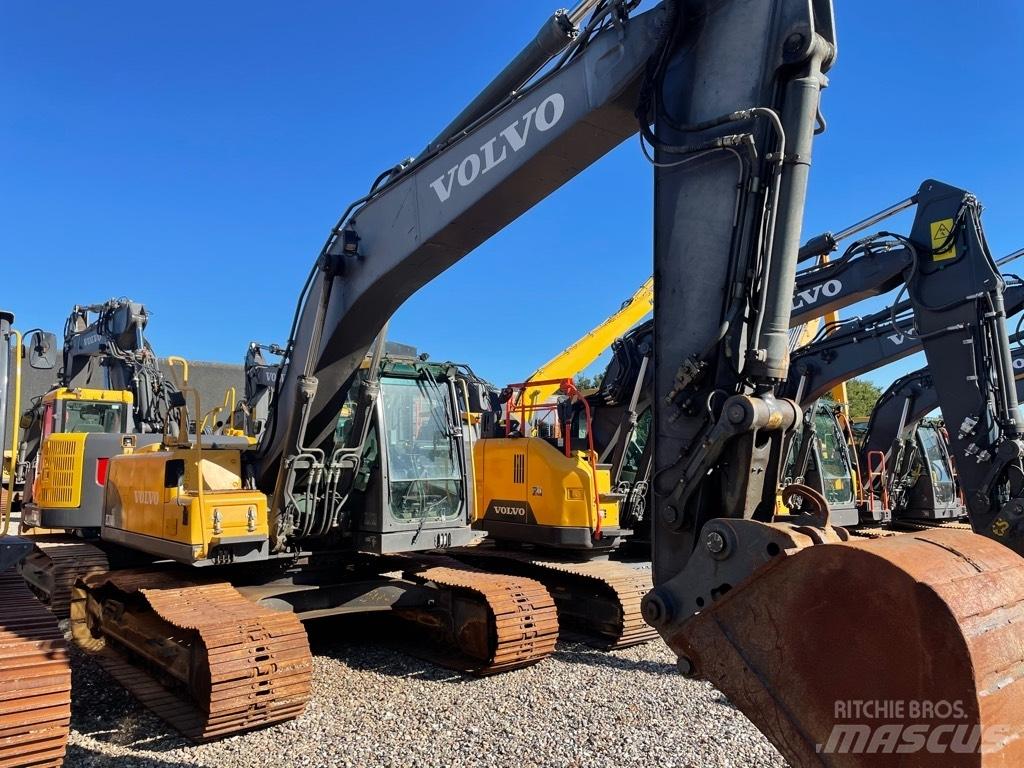 Volvo EC210C Bandgrävare