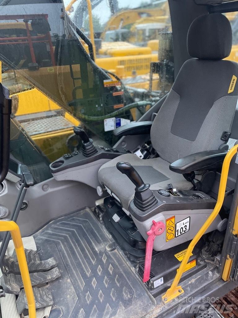 Volvo EC210C Bandgrävare