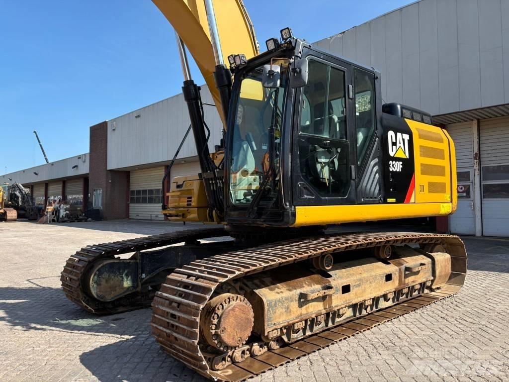 CAT 330 FL Bandgrävare