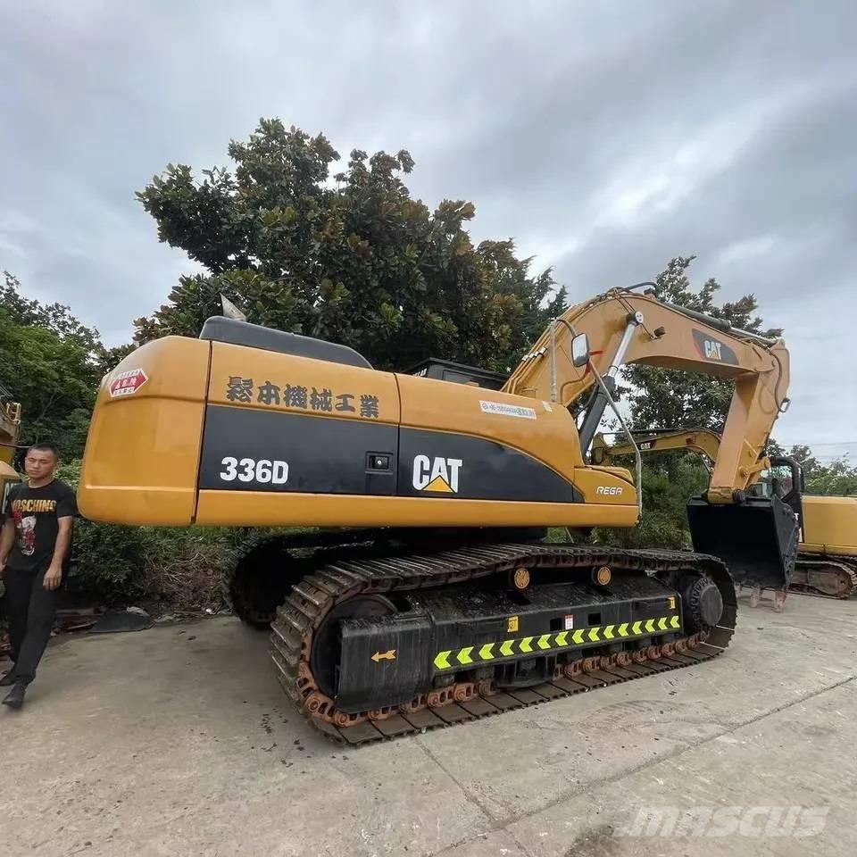 CAT 336D Bandgrävare