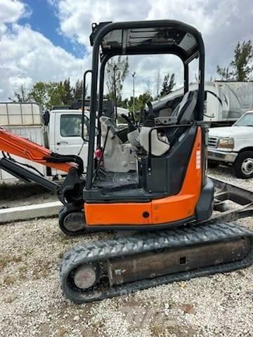 Hitachi ZX35U-5N Minigrävare < 7t