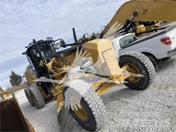 CAT 140 Väghyvlar
