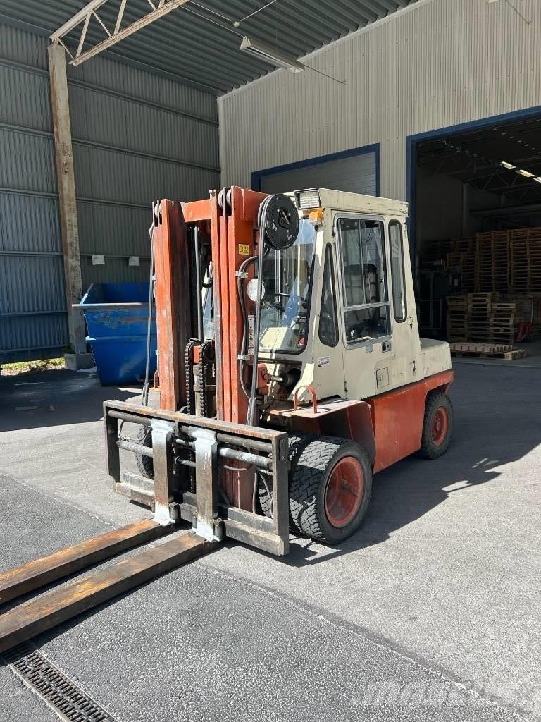 Nissan YGF03 Dieselmotviktstruckar