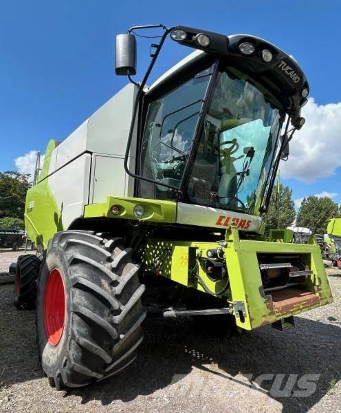 CLAAS TUCANO 320 Skördetröskor