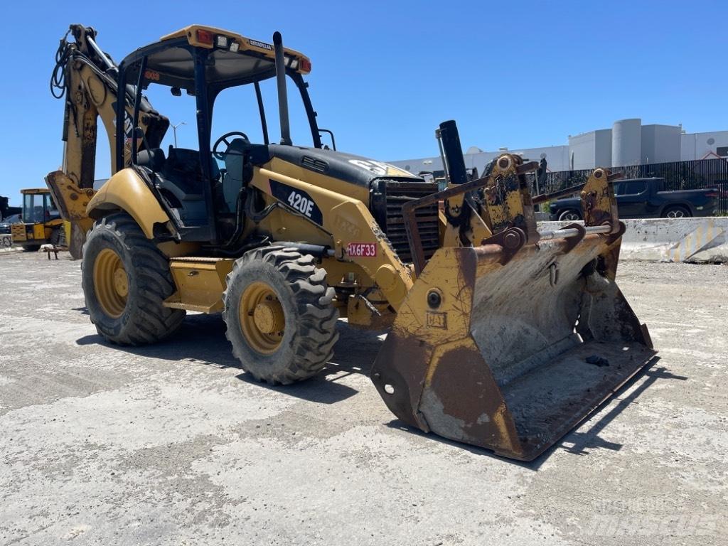 CAT 420E Grävlastare