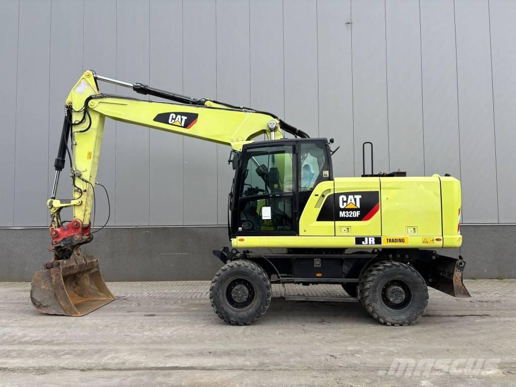 CAT M 320 F Hjulgrävare