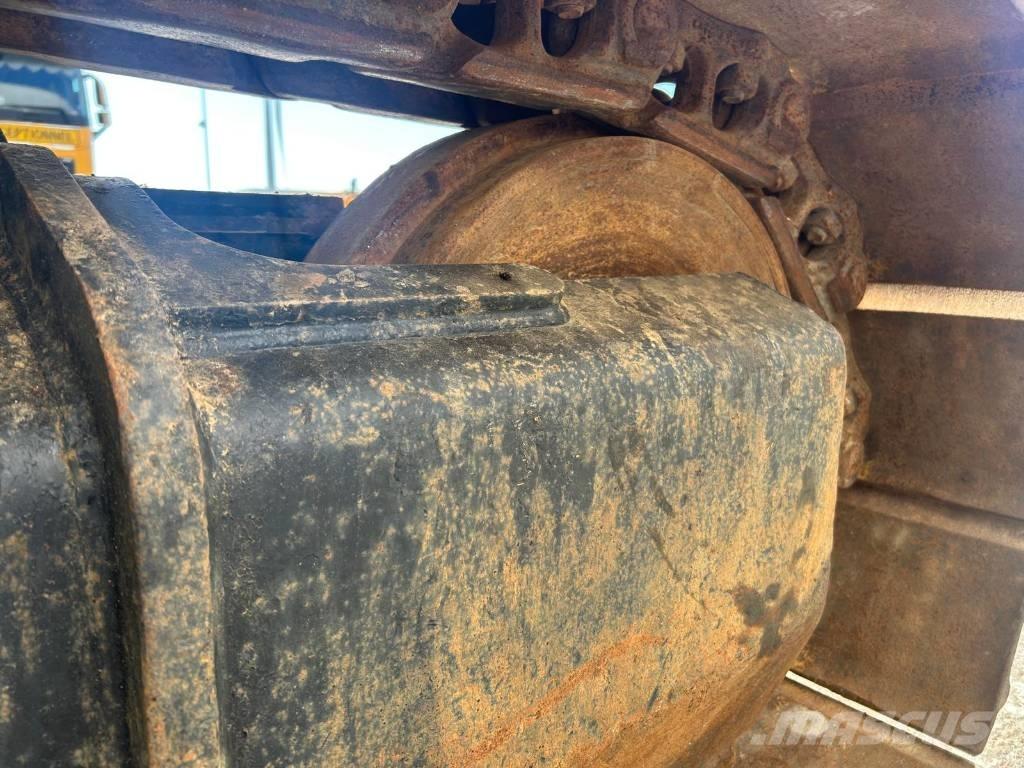 CAT 330 FL Bandgrävare