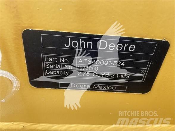 John Deere  Skopor