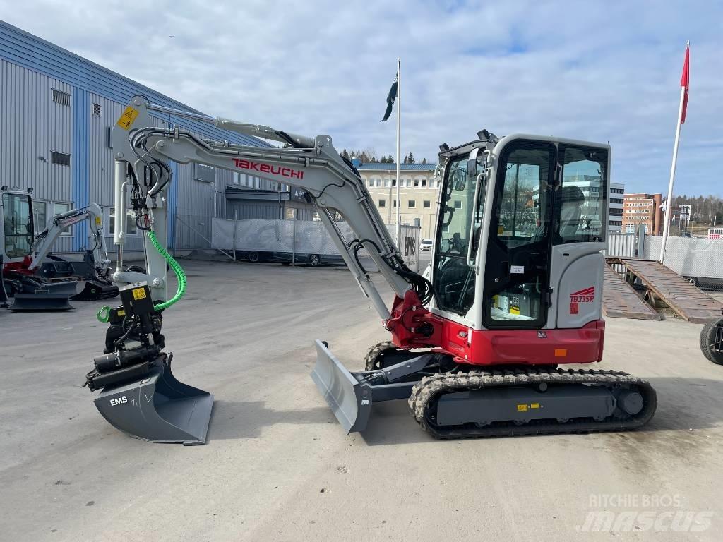 Takeuchi TB 335 R Minigrävare < 7t