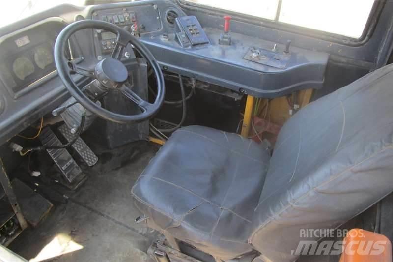 Bell B20C Tankbilar