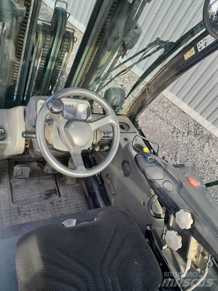Mitsubishi FD 25 N Dieselmotviktstruckar