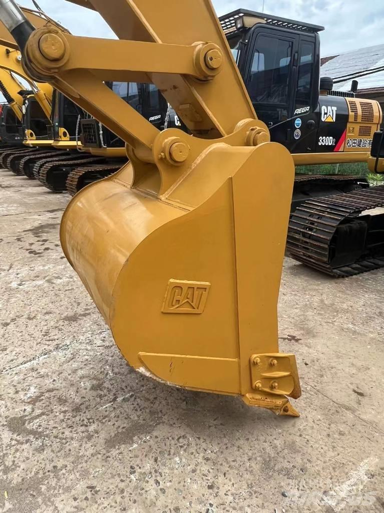 CAT 320 Bandgrävare