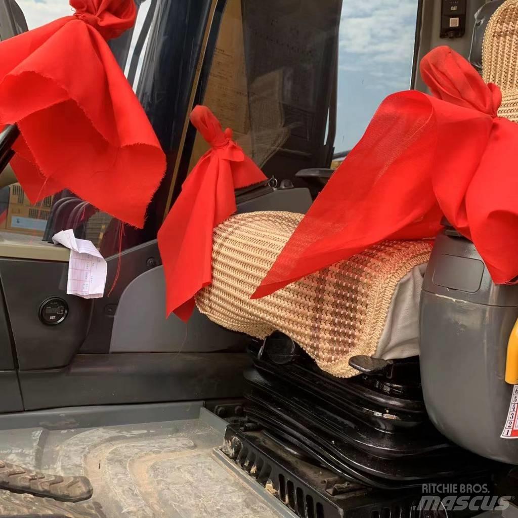 CAT 320 Bandgrävare