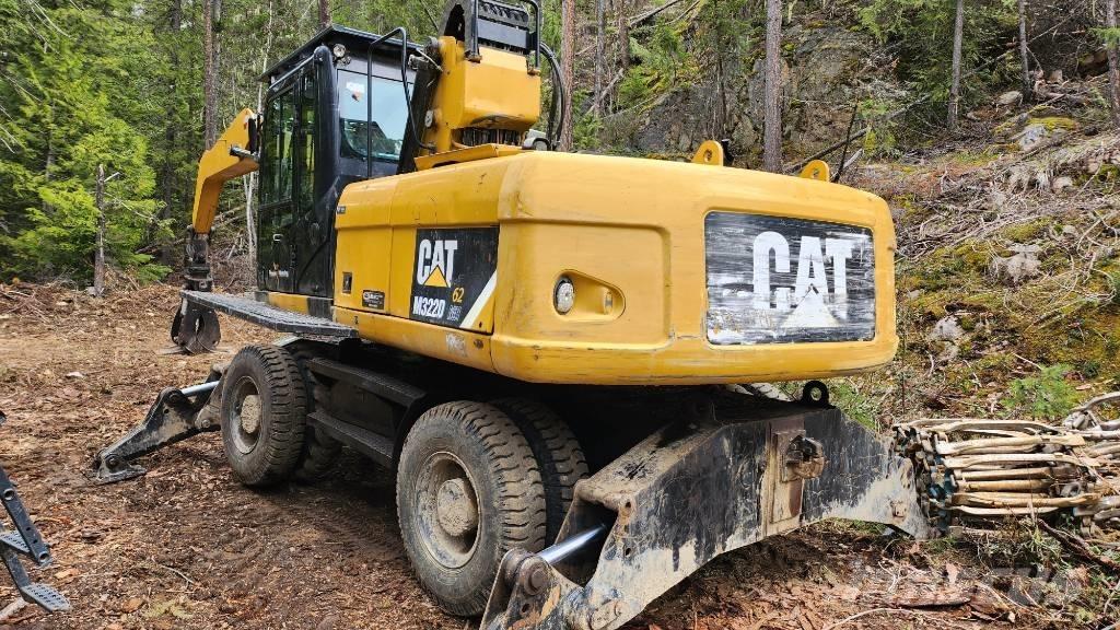 CAT M 322 D MH Avfalls / industri hantering
