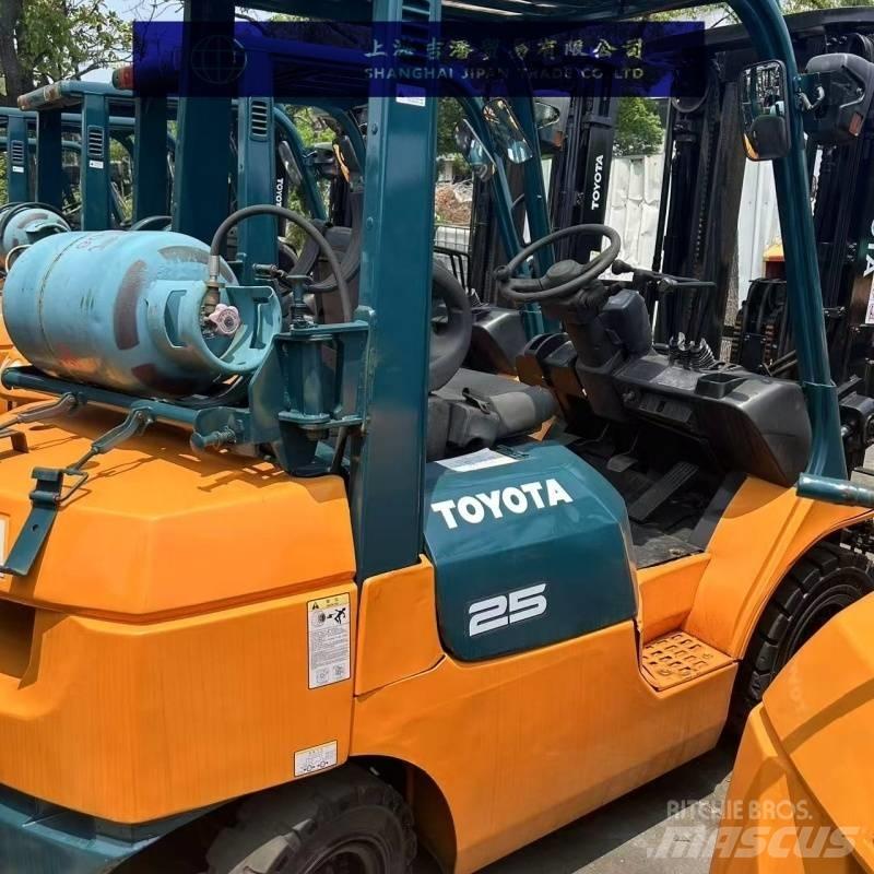 Toyota 25 Dieselmotviktstruckar