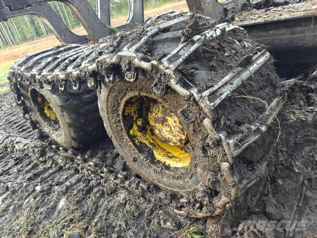 John Deere 1210 G Skotare