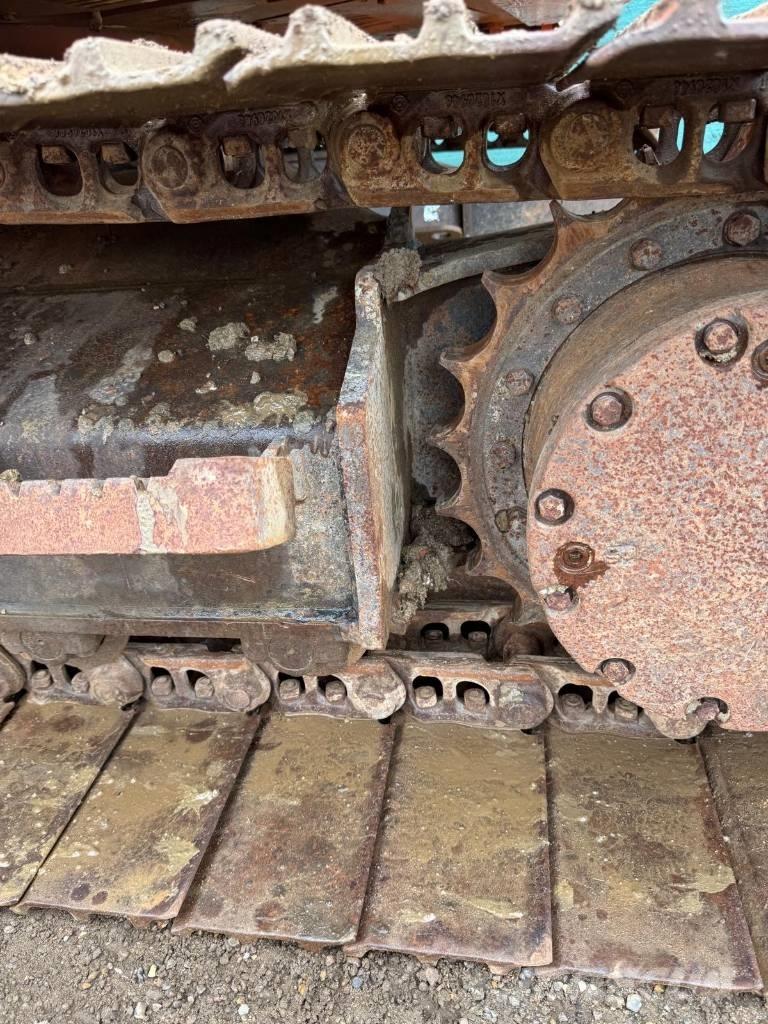 Hitachi ZX 135 US-5B Bandgrävare