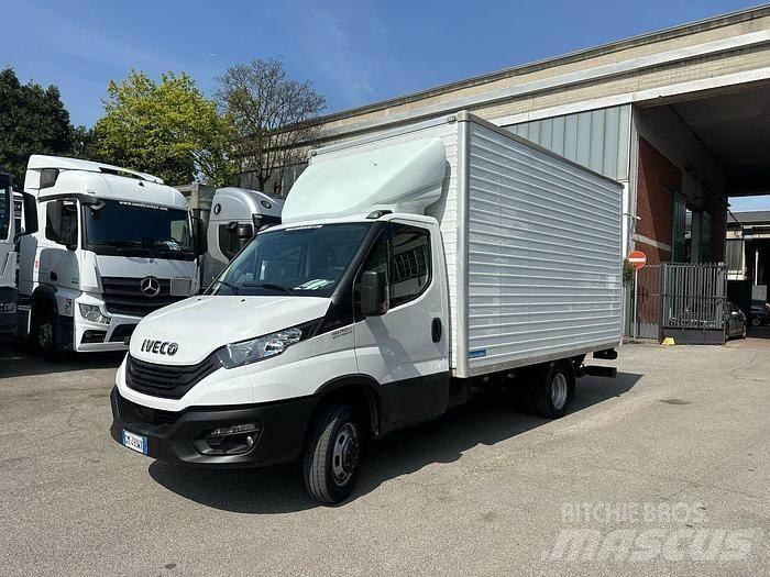 Iveco 35C14 Övriga bilar