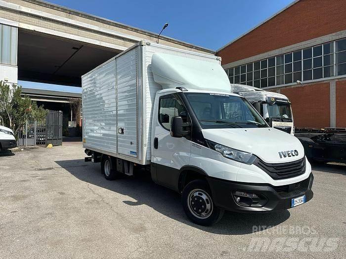 Iveco 35C14 Övriga bilar