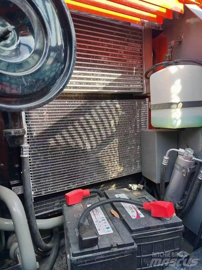 Hitachi ZX 120 Bandgrävare