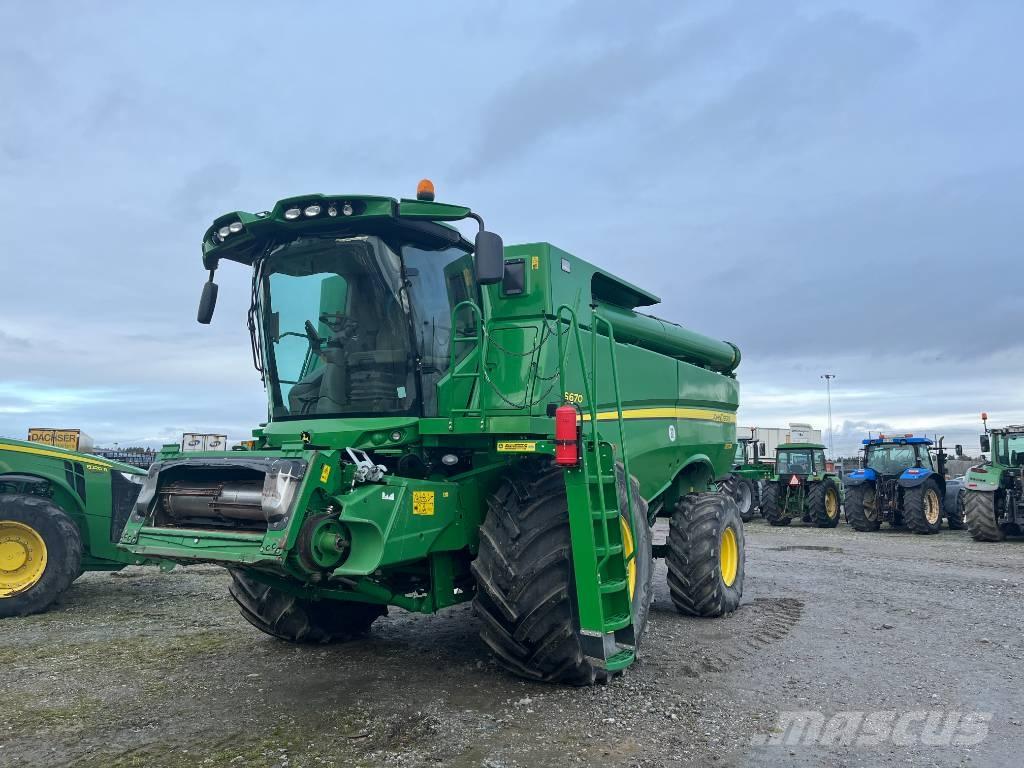 John Deere S 670 Skördetröskor