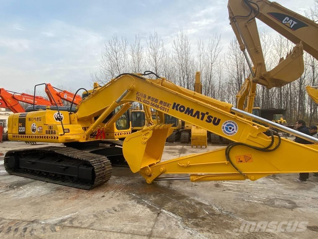 Komatsu PC 220-8 Bandgrävare
