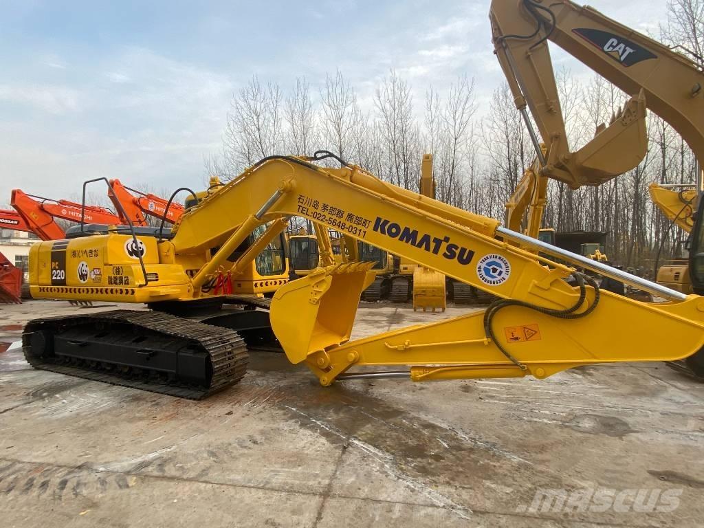 Komatsu PC 220-8 Bandgrävare