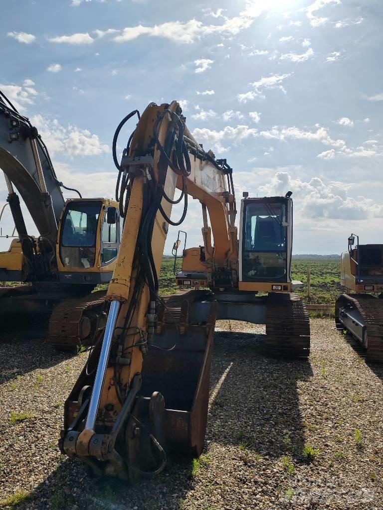 Liebherr R 900 C Bandgrävare