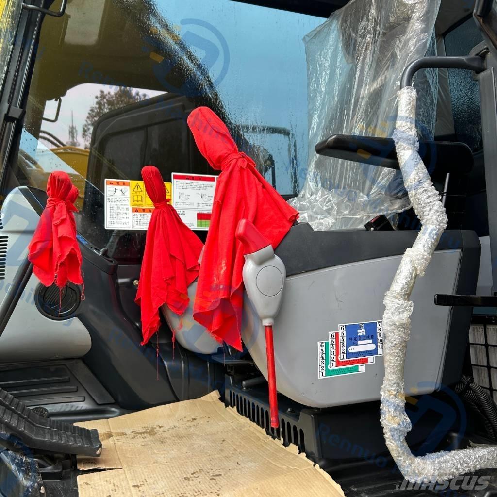 Komatsu PC200-8 Bandgrävare