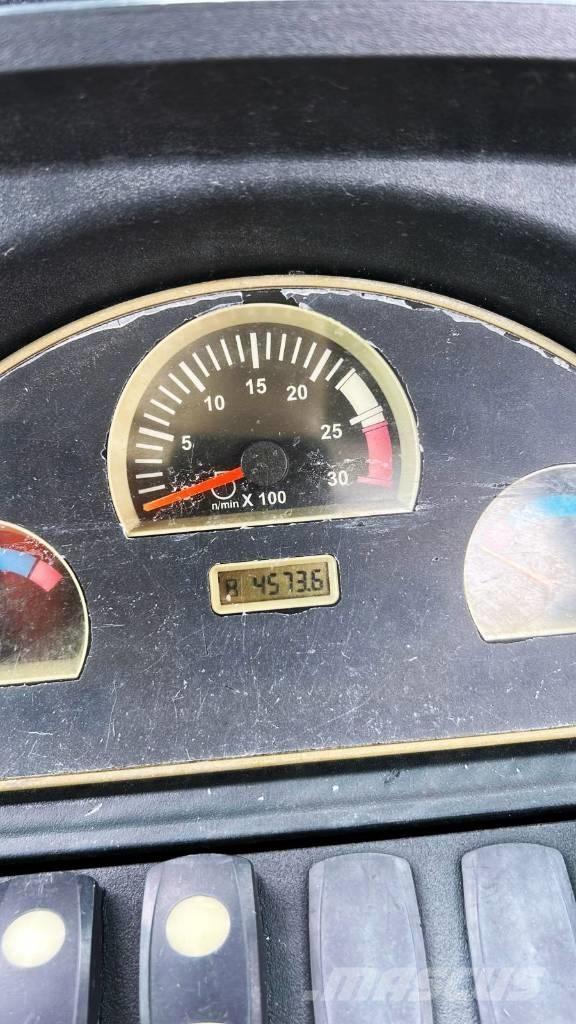 CAT 420 E Grävlastare