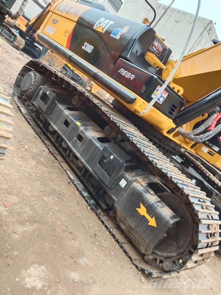 CAT 330 D Bandgrävare